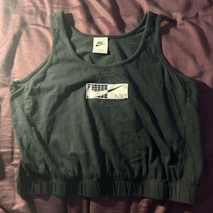 Nike Black and White Cropped Tank • Size Medium